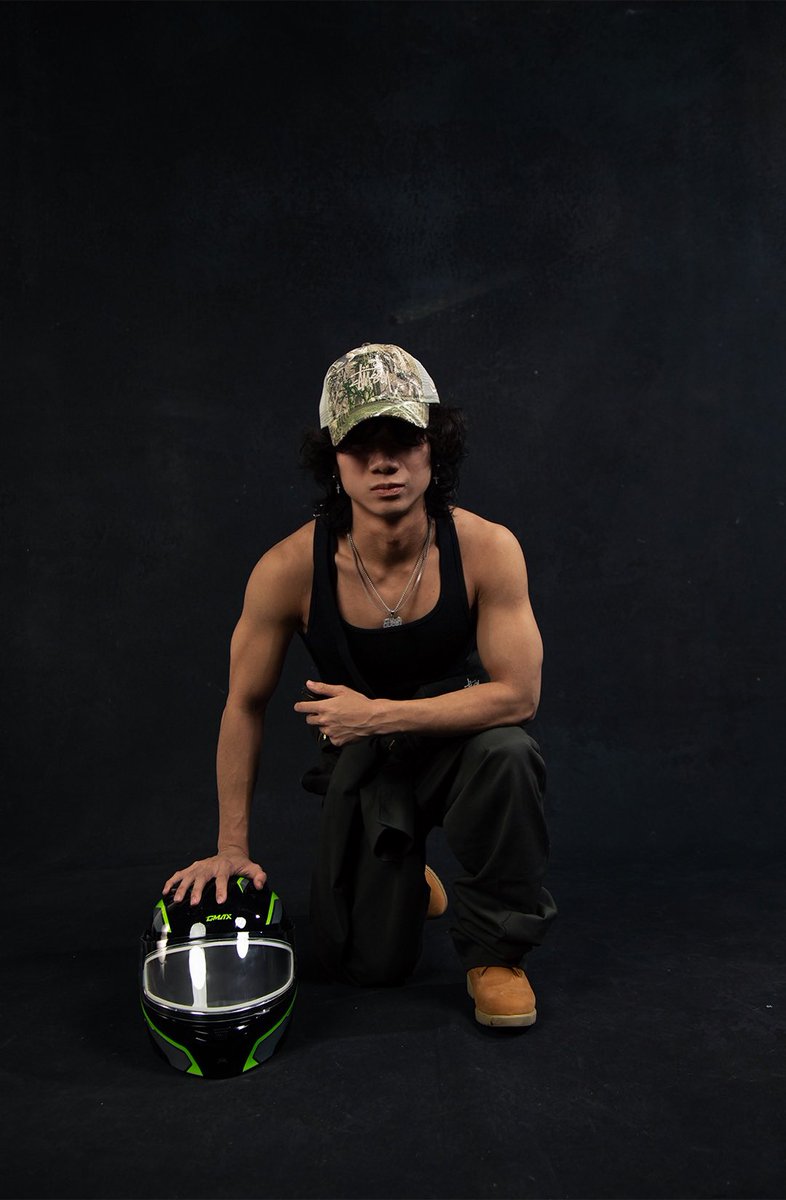 FLY Gryffinn tweet media