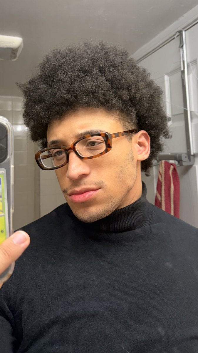 belak🌪️ tweet media