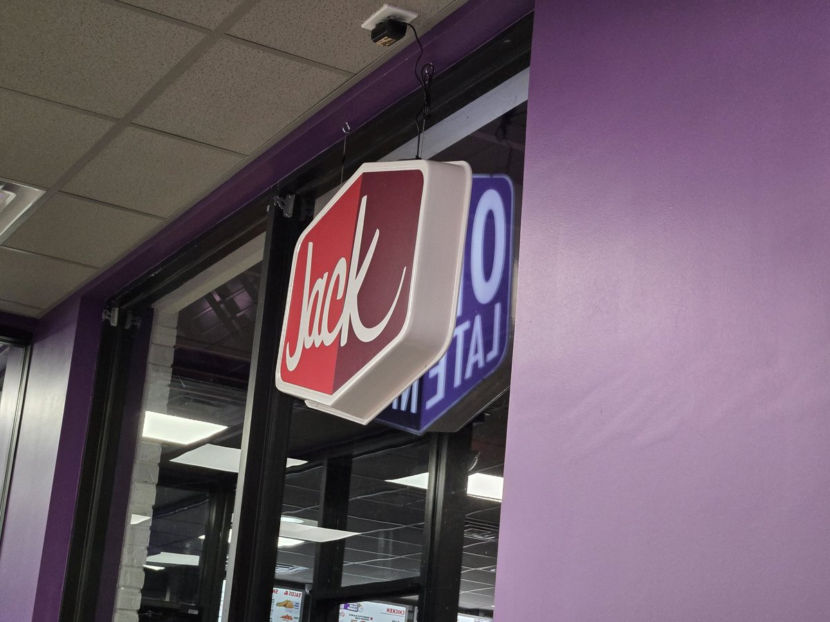 Kuddle Pup tweet media