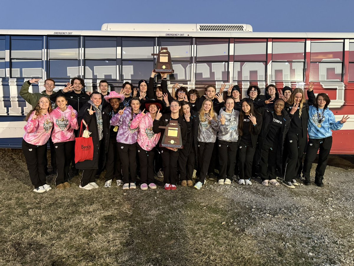 CAHS_SWIM's tweet photo. FOR THE FIRST TIME IN OKLAHOMA 5A SWIM HISTORY: The Carl Albert Men’s AND Women’s Swim Teams are OSSAA State Champions‼️ #CADNA #IfOneThenAll #DualCrown #H1story https://t.co/7P3ExifpRo