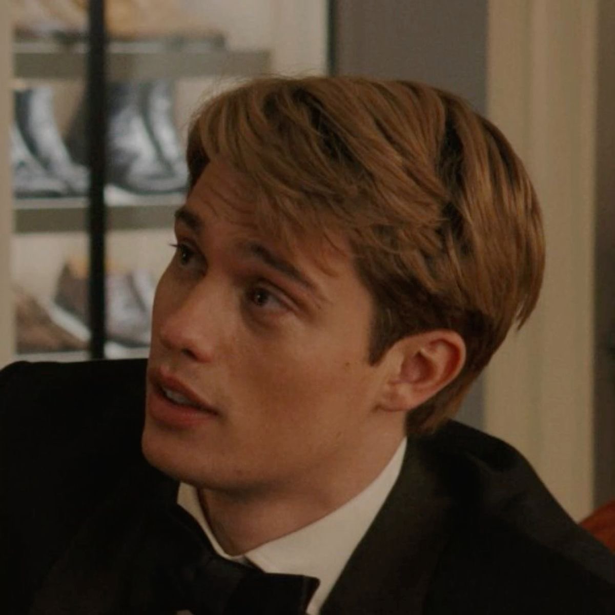 hotgirltayruss's tweet photo. something about nick’s best characters being pretty, gay and or evil https://t.co/lG2TP8W7kc