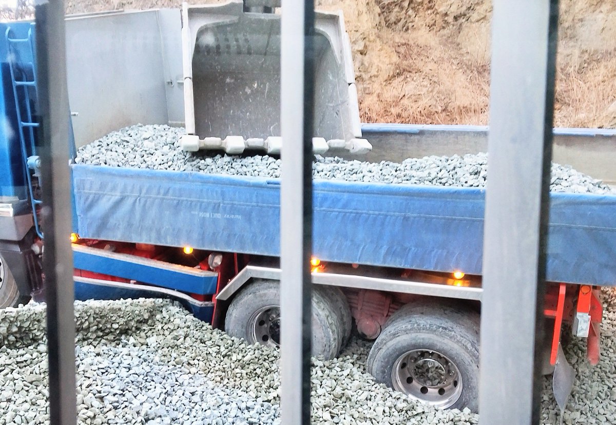 とある豊橋のスタッフつぶやき tweet media