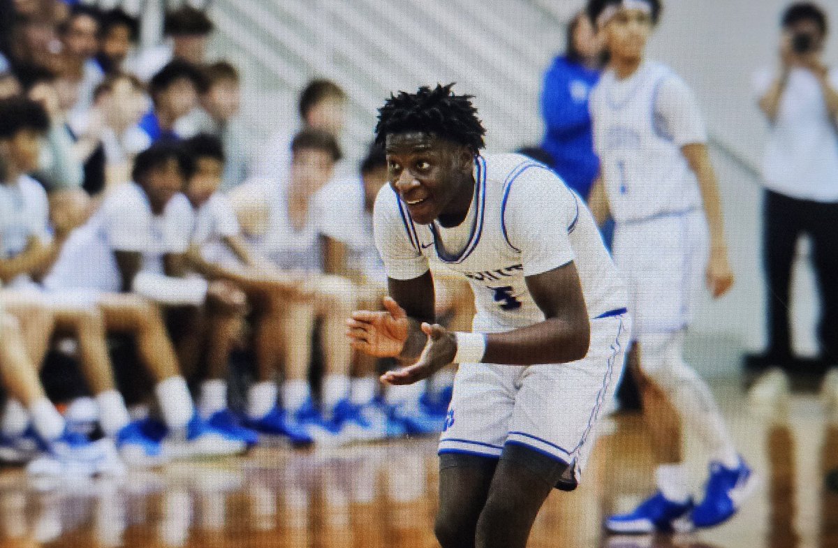 Jesuit Tigers Basketball tweet media