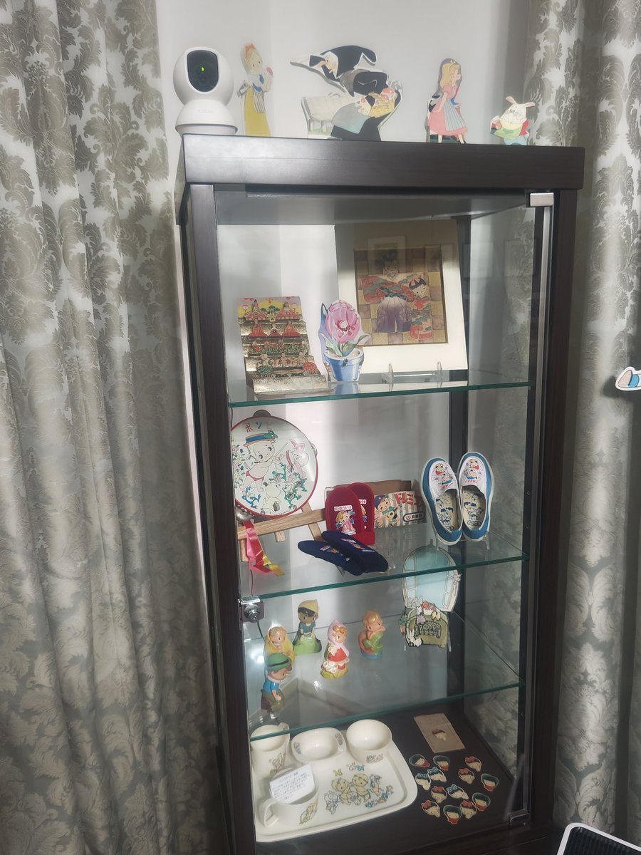 世田谷区の旧尾崎テオドラ邸での、陸奥Ａ子・松本かつぢ展に
貴重な作品がたくさんあり、懐かしの気分に浸れましたね😄