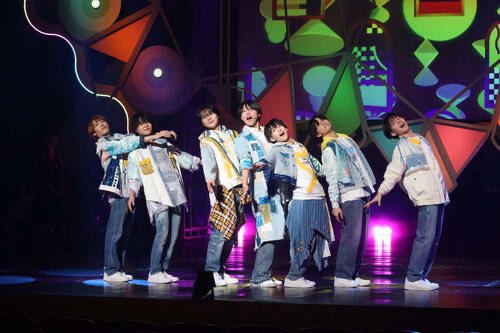 sumi_land_'s tweet photo. 僕空の衣装なにわ→りとる→更に降りてる！
西畑→浦
道枝→篤志
長尾→丸岡
大西→上垣
高橋→田所
藤原→北野
大橋→井上 https://t.co/Pqo4IIm67t