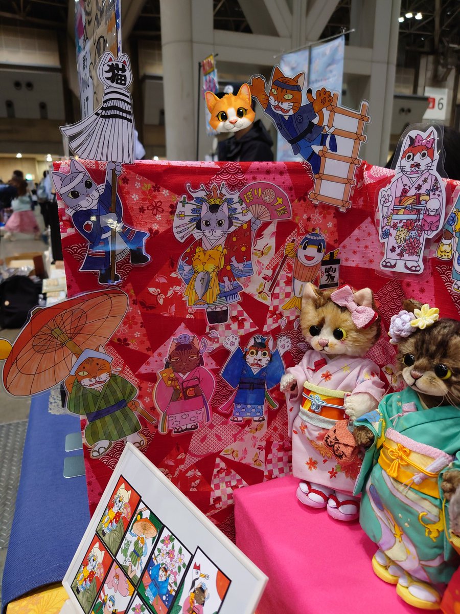 wolfgan53840310's tweet photo. コミティア155 ぼりナ屋（Ｏ17b）設営完了ぷぎゅ！！
華やかな猫々花魁道中と着物の世界ぷぎゅ https://t.co/02prXPUP8k