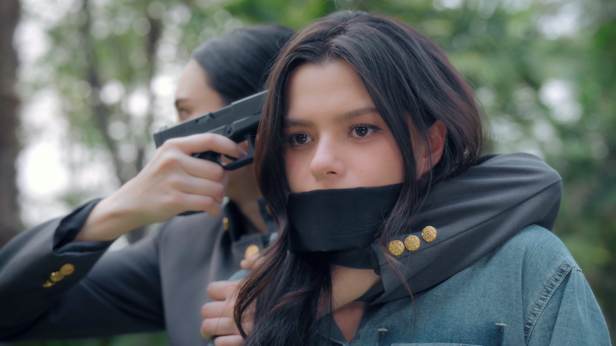 hold up, her eyes……HELENA?!! omg 

THE AIR Q26 SHOOTING
#เสน่หาวาโยคิว26
#beckysangels
#4elements