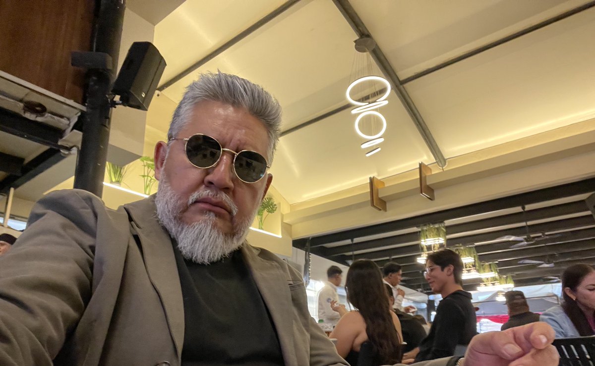 Pues aquí tratando de equilibrar la vida.