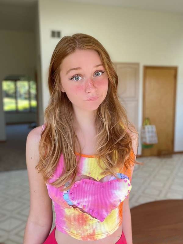 Bellapuffs tweet media