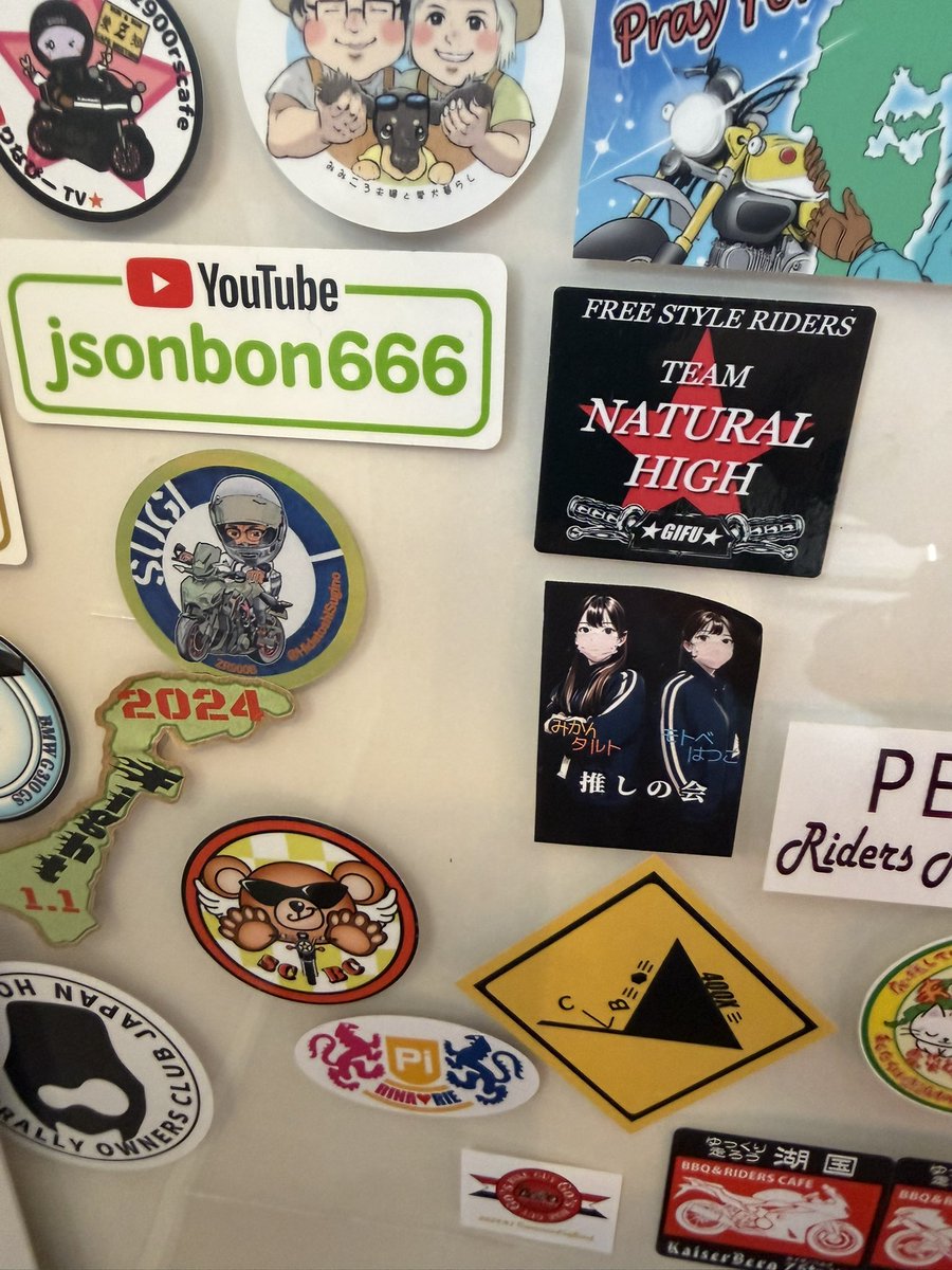 ゴーズ でステッカー発見🤩 @mi2xx @ken_S1000R @hammotovlog