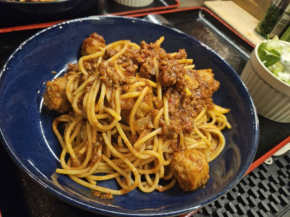 おはようございますm(_ _)m

残り少ないですが、、

本日も、昨日に引き続き💁

お待ちしてます。m(_ _)m