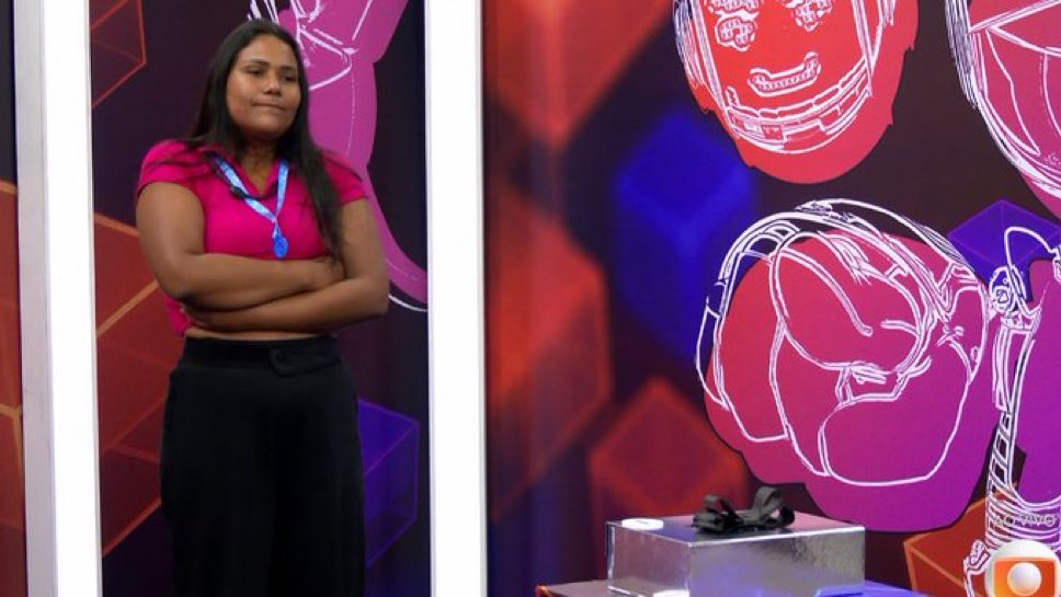 A jumenta tinha um minuto pra inventar qualquer merda, mas preferiu ficar em silêncio porque não tem a mínima capacidade cognitiva de formar uma frase coesa. Merecidamente no Paredão, e tomara que saia. #BBB26