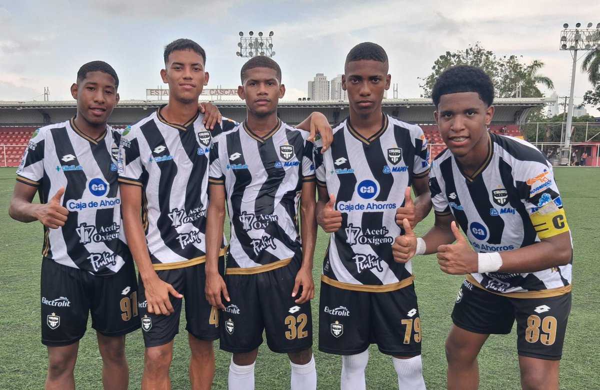 #LPF
El <a href="/TauroFC/">Tauro F.C.</a> aplastó 7-0 al <a href="/ArabeUnido_/">Árabe Unido de Colón</a> en la J6 del #Clausura2026 de la Liga Juvenil.

Goles:
⚽#97 S.Arboleda
⚽⚽#79 E.González
⚽⚽#32 E.Rodríguez
⚽#43 J.González
⚽#89 I.Hinestroza