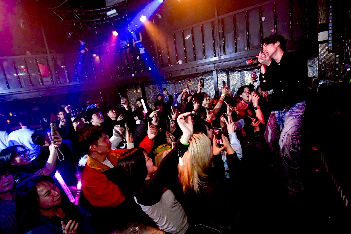 club_ammona's tweet photo. TODAY'S SUNDAY EVENTS
OPEN 22:00
OPEN FORMAT / ALL PARTY MUSIC
MUSIC BY
DJ : Kenji.T.KRIST / YOGA / TAKU-HERO / MITOCHY / CHIHIRO
Join us tonight for an unforgettable party experience!
#GlobalJunction
#Nightclub
#Ammona https://t.co/kDSYjAqKD6