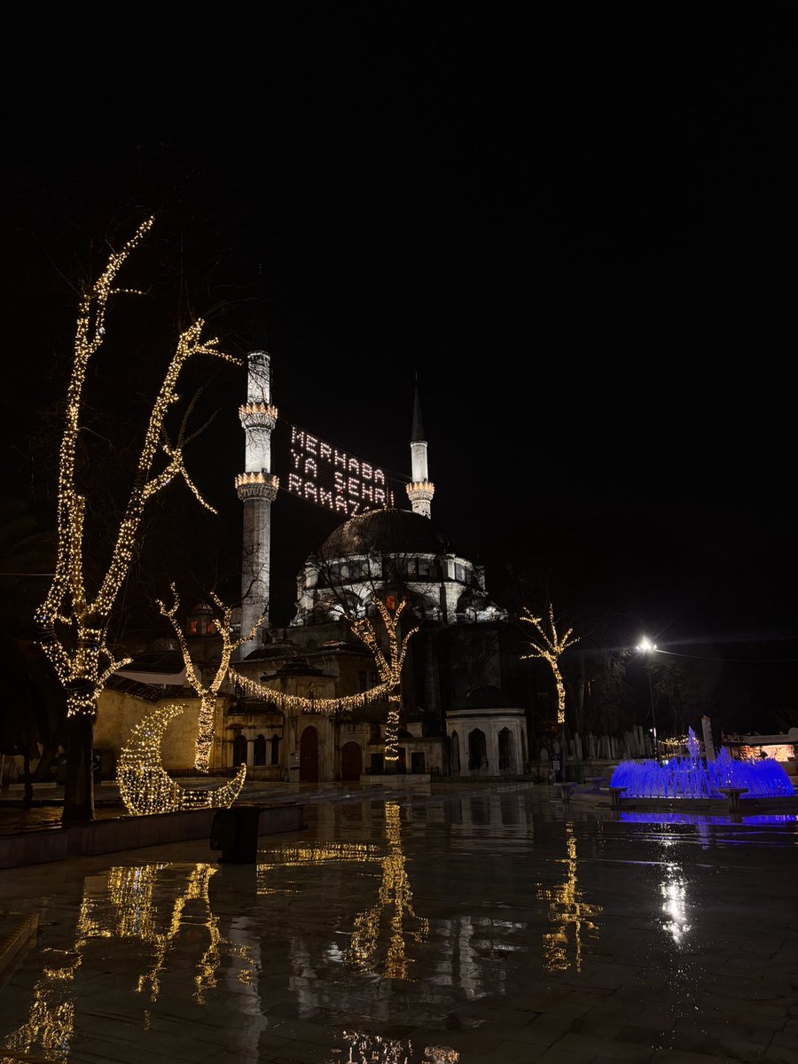 emryldrm44's tweet photo. Fırtınalar dindi , az bi yağmur yağıyor:))
Alandayız.
📍 Eyüpsultan https://t.co/M7lywRv6Ld
