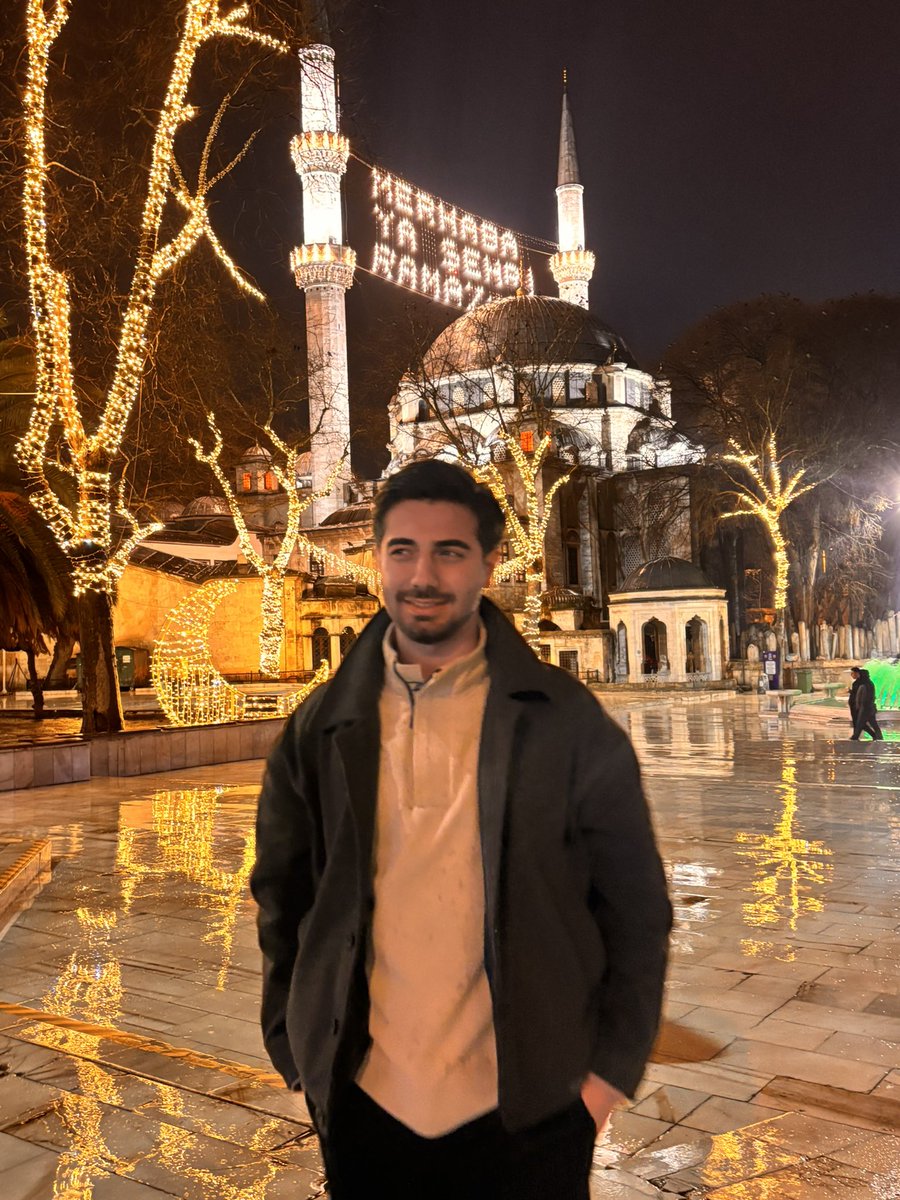 emryldrm44's tweet photo. Fırtınalar dindi , az bi yağmur yağıyor:))
Alandayız.
📍 Eyüpsultan https://t.co/M7lywRv6Ld