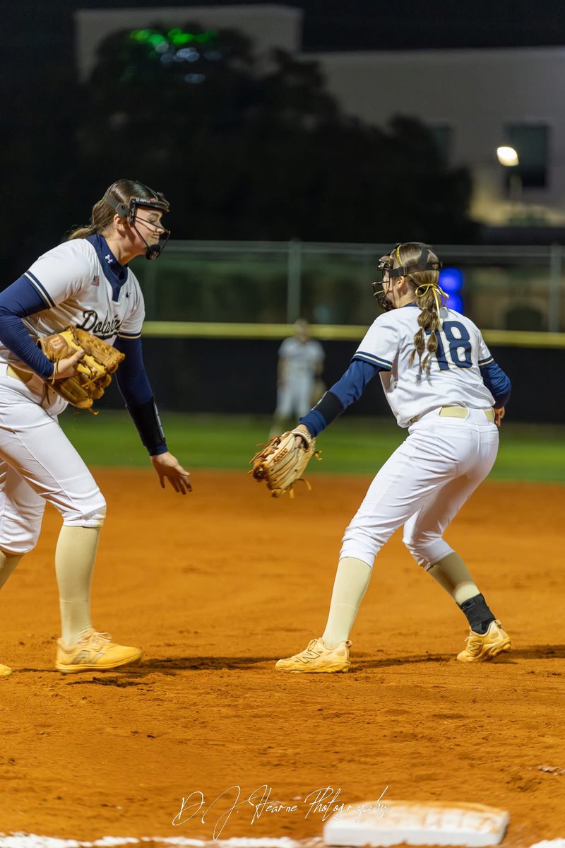 Summersmith2029's tweet photo. Kicked off the season 3–0! So proud of this team and thankful for every opportunity to grow. Let’s keep working. 🥎
#ClassOf2029 #SoftballRecruit #2029Pitcher #2029FirstBase #PowerHitter https://t.co/m0ivjYNViQ