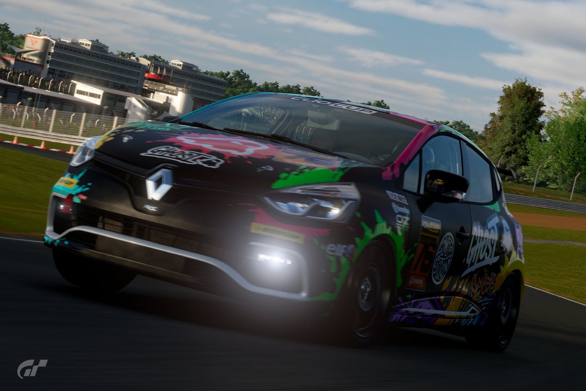 Dashtekumoto76's tweet photo. Here a little showcase of a Clio RS Cup Car livery that pay tribute to Renault Clio Cup Car Series
#GT7
#GT7Scapes
#GT7livery
#VPSupport
#VPRepost
#ClioCup https://t.co/4dqIDSiBLL