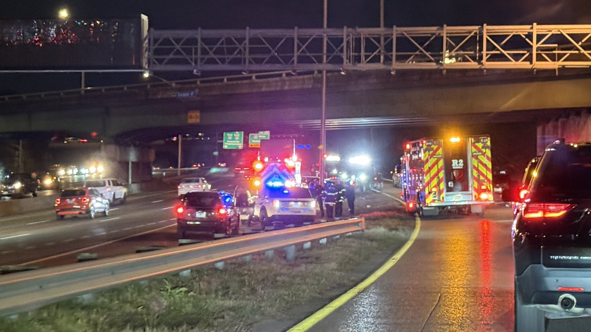 lead230's tweet photo. Emergency responders clearing up accident at on-ramp from Demonbreun Street eastbound about hour ago in #Nashville #Tennessee 📸 Lee Roberts #AroundNashville https://t.co/X8YwgWF7WC