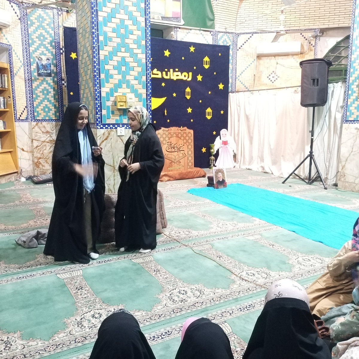 آموزش امروز تدبر در سوره فلق بود، نمایش اجرا کردن دخترای گل با موضوع حسادت 
#ماه_کریمان 
#جشن_رمضان