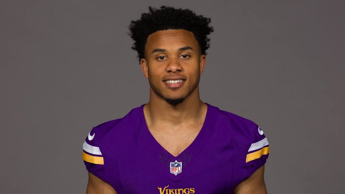 Minnesota Vikings wide receiver Rondale Moore found dead with self-inflicted gunshot wound at an Indiana property, New Albany police chief says. He was 25. - FOX 9