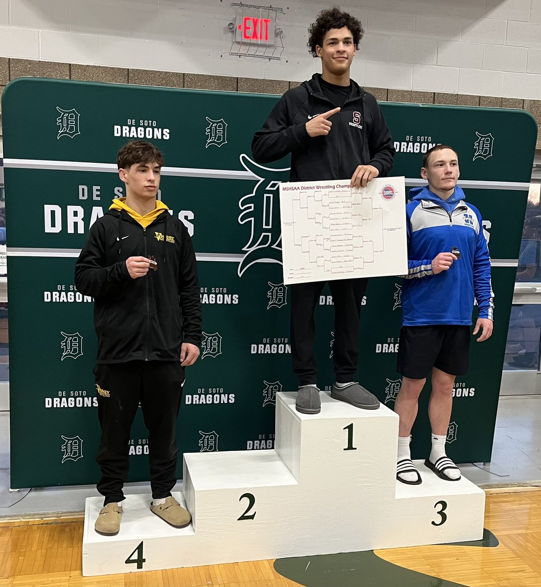 Summit Wrestling tweet media