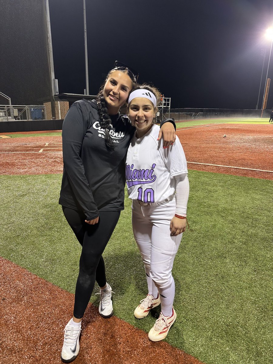 Coach Muñoz tweet media