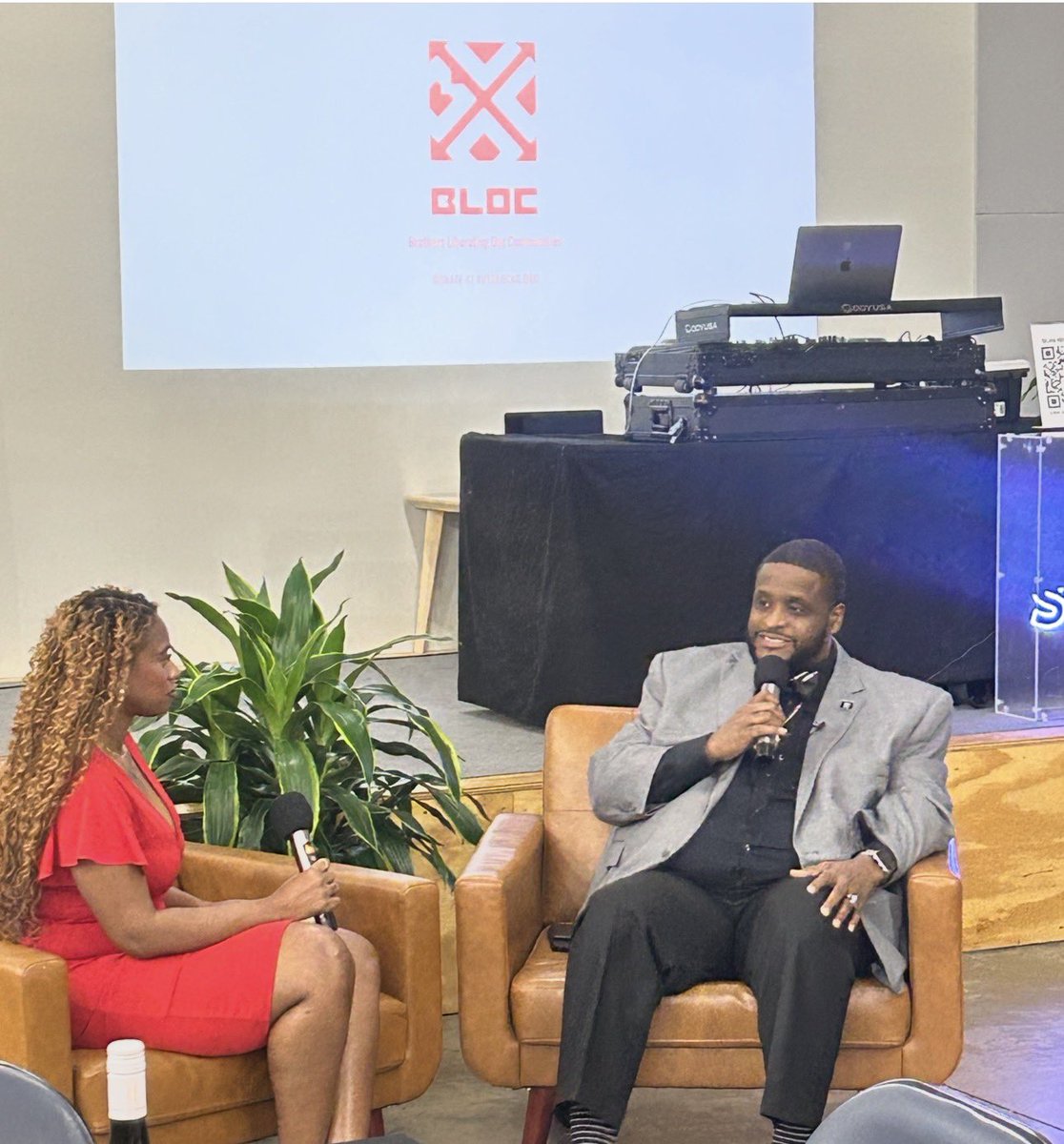 Dr. VaShawn Smith ΦΒΣ tweet media