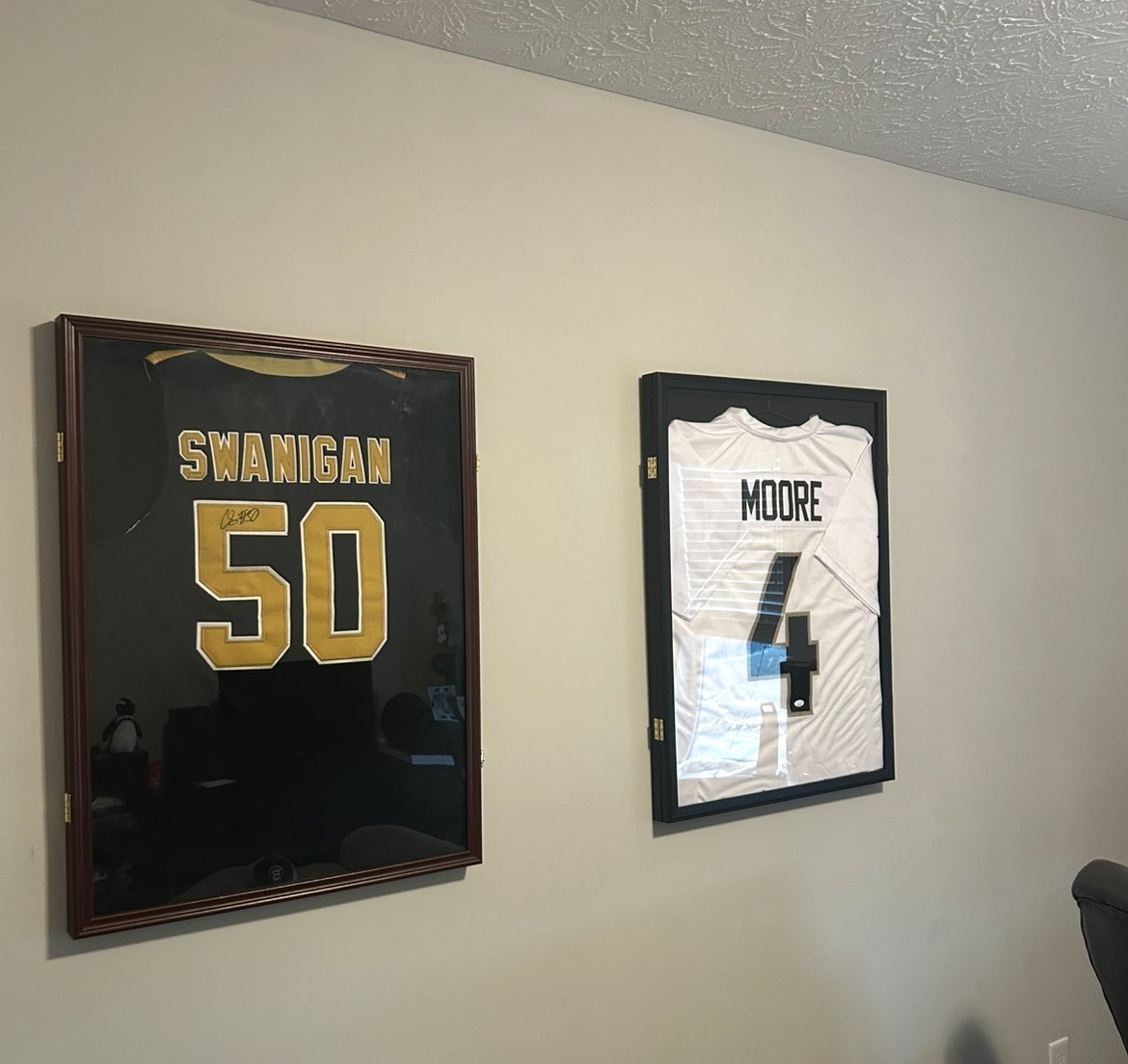 Puking Chimp🍌🚂 tweet media