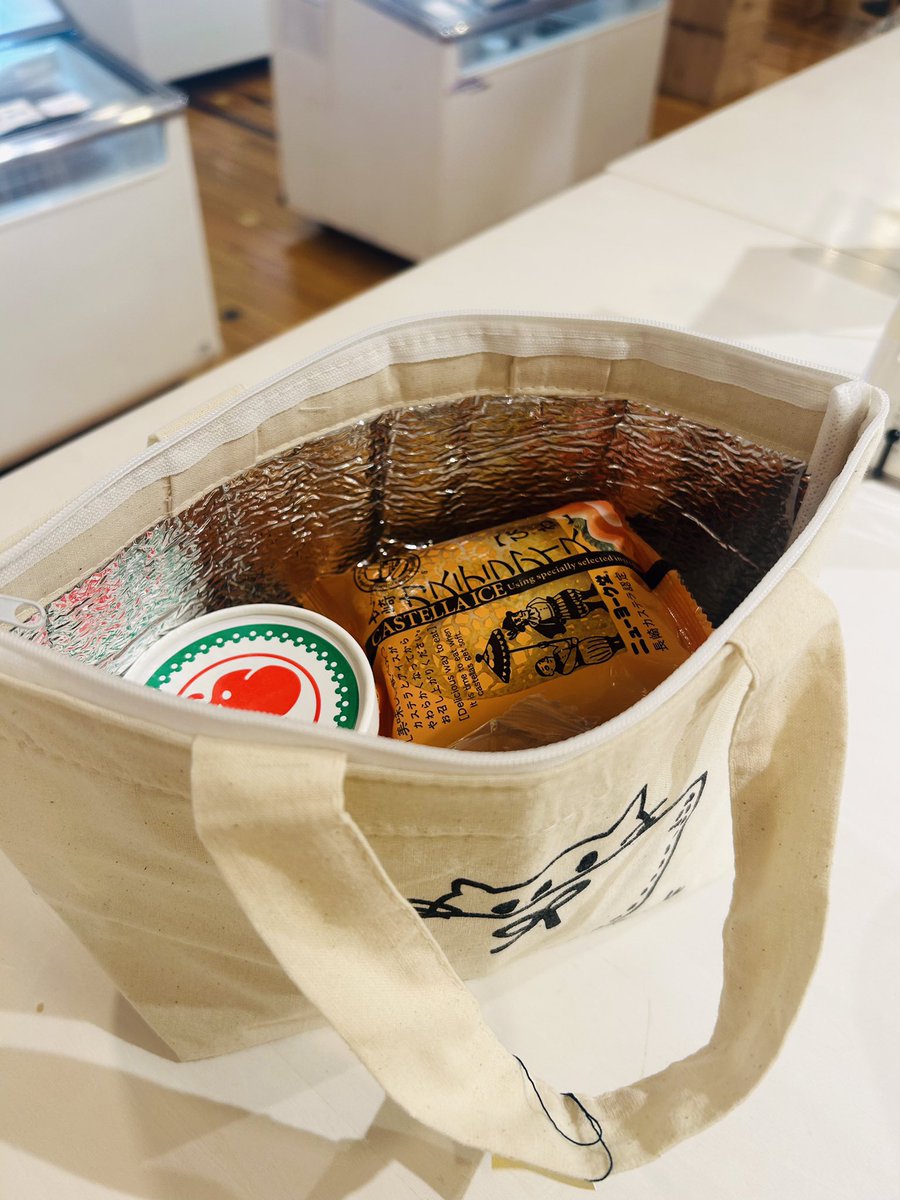 ほんじつ、2月22日はにゃんにゃんにゃん、「猫の日」だとか🐈！こちら