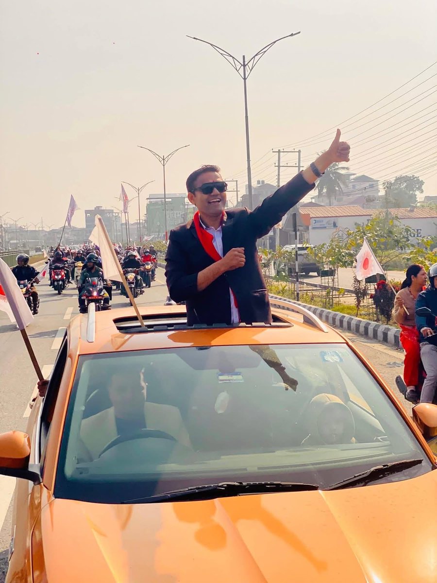 चितवनमा सूर्य ध्वजाबाहक उमेद्वारहरुको विजय सुनिश्चित देखिदैछ । एमालेका समस्त नेता/कार्यकर्ता एक ढिका भएर जनताको बिचमा आफ्नो गति तिब्र पार्दैछन् । मतदाता भ्रमबाट मुक्त हुंदैछन्, राजनीतिको यथार्थ आत्मसात गर्दैछन् ।