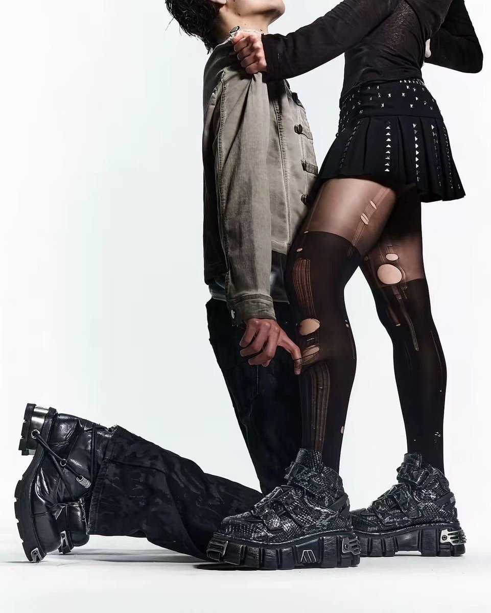 chuuvescomputer's tweet image. #butchfemme