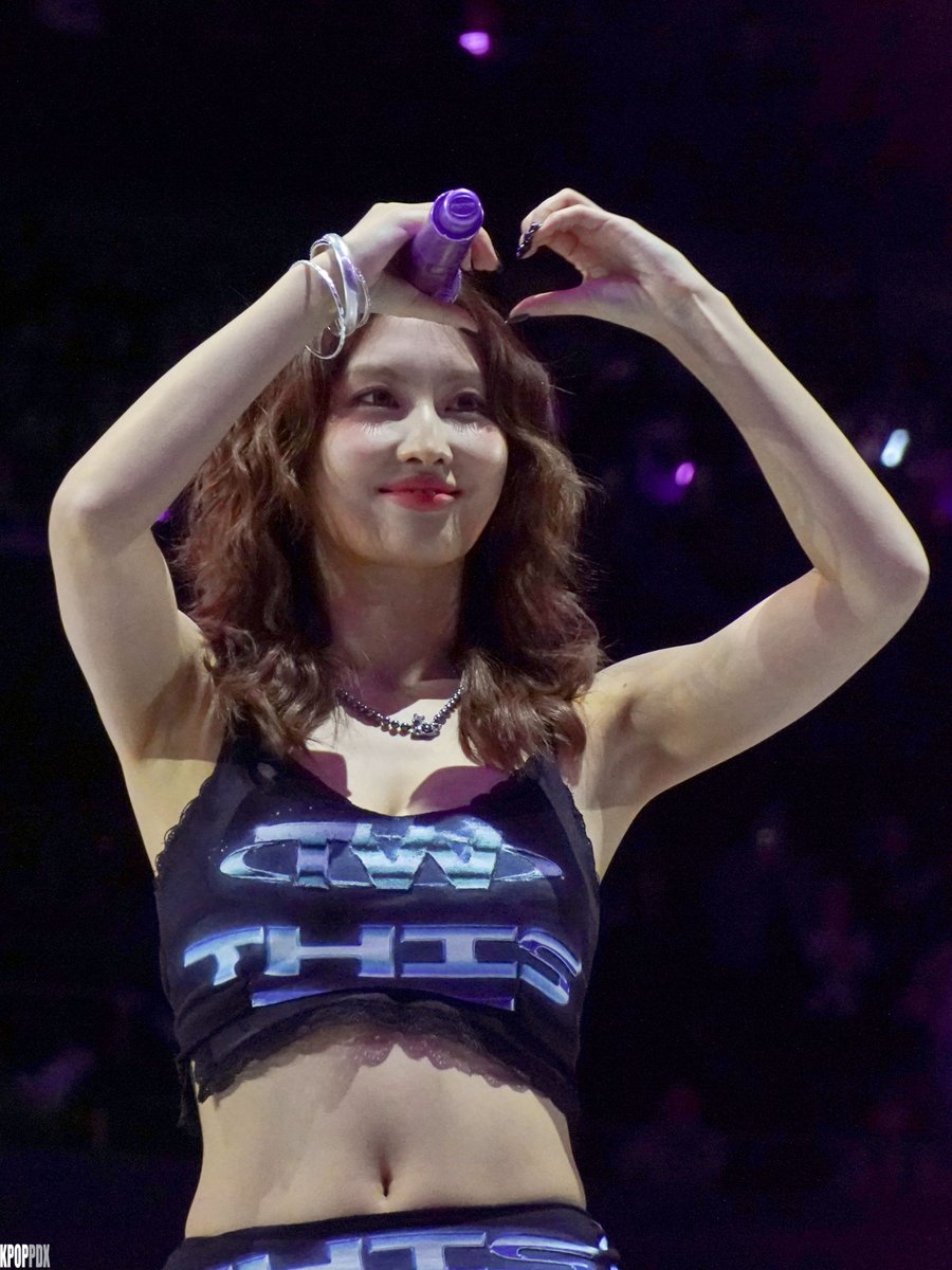 Twice This Is For in Seattle 260114
#Twice #트와이스 #Momo #모모