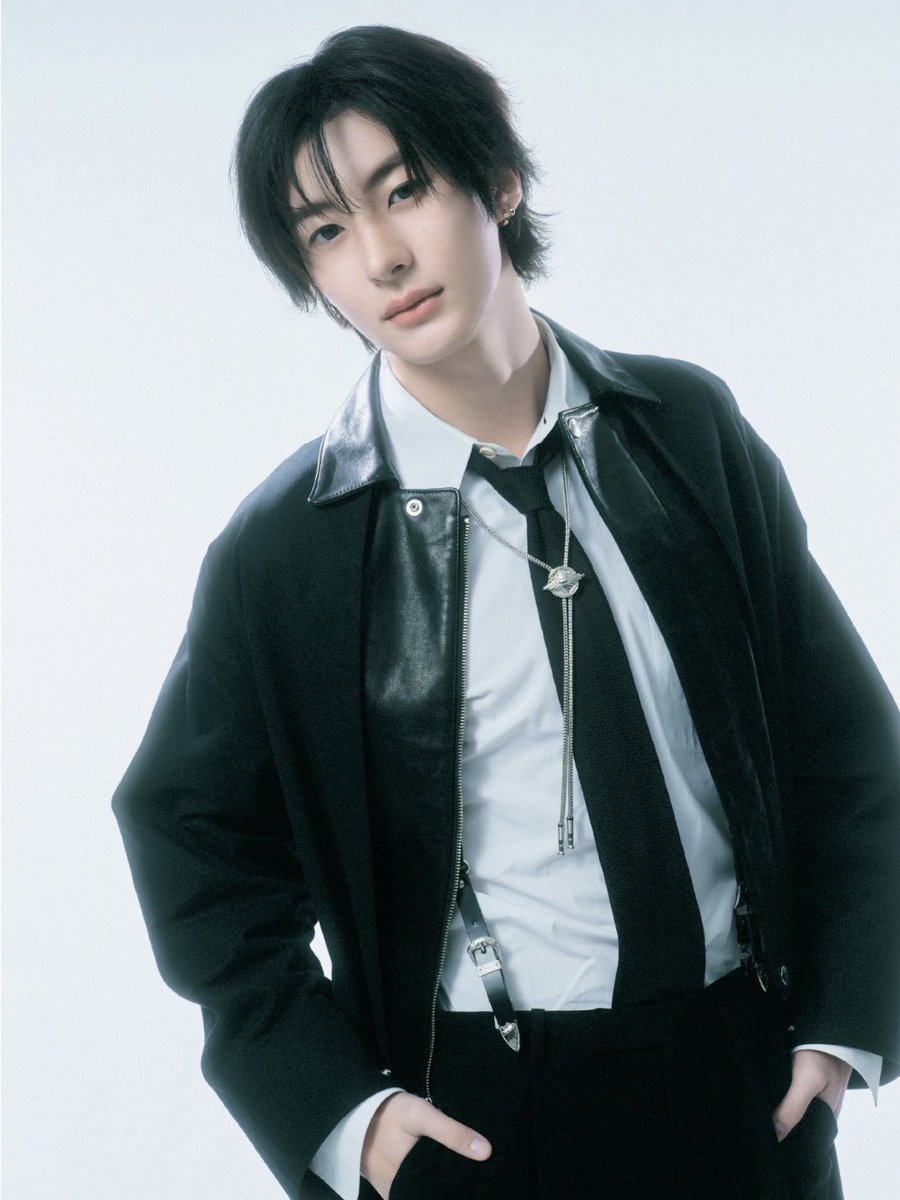 channyuong's tweet photo. ANAN #ANTON CUT. https://t.co/K0NRX7f7sV