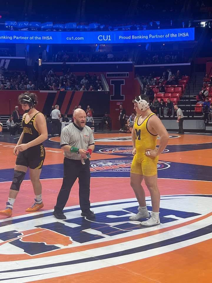 MarionWildcats's tweet photo. 190lb Evan Francis capped off an incredible (46-6) senior wrestling season today with a 6th place medal finish for the Cats in Champaign! Evan’s 46 wins in a single season is good enough for 2nd all time at MHS! Just 2 victories shy of tying Gaige Owens record of 48! https://t.co/aMHs6IioyX