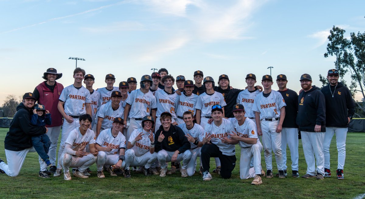 lcbaseball2025's tweet photo. 2-1W vs Montebello in 8in. @scottyburns12 5IP, 1R,7K. Bell, W, 1IP. 2-4 w/ RBI at the plate. Park, Mohaghegh, Piken, Lee add a hit each. Geller 2IP, 0R. 

Next up at Ayala on Tuesday! @LCF_OutlookVS @James_Escarcega https://t.co/SkjNzKSlGy