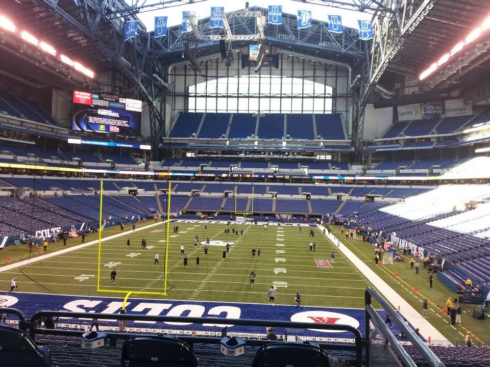 thecoss10's tweet photo. My 3rd NFL Stadium was Lucas Oil Stadium in Indianapolis to watch the Colts vs Jaguars. This was also the game Edgerrin James was inducted into the Ring Of Honor. Unfortunately, my Colts lost. September 2012. https://t.co/azdybjlhpL
