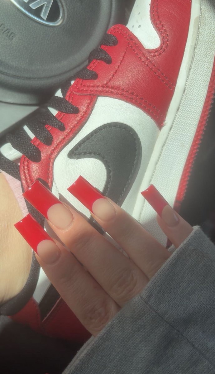 _cc66_'s tweet image. my signature nailz