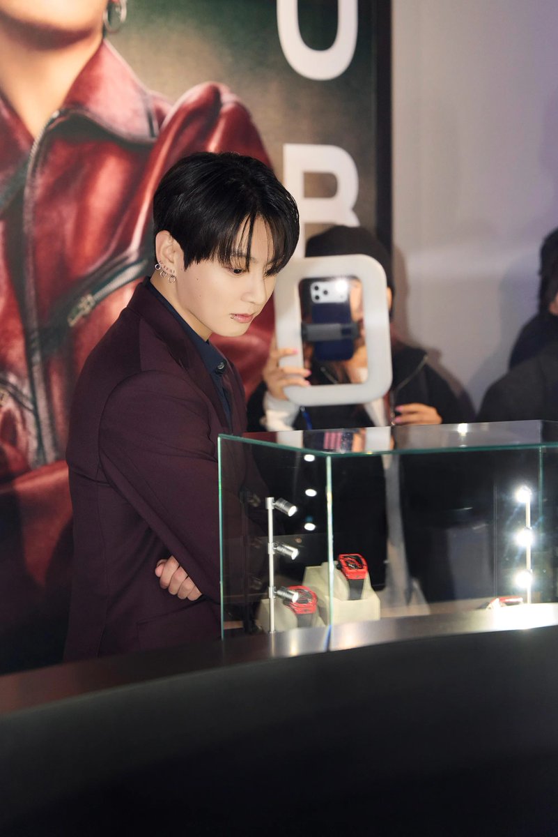 ジョングク「現在は、BTSの活動再開に向けてトレーニングに専念しているところです。新しいアルバムやツアーに期待してください。これからもBTSを応援してください。そしてウブロも愛してください」
gqjapan.visitlink.me/K66L9v

#ジョングク #JungKook #정국 #ウブロ #Hublot