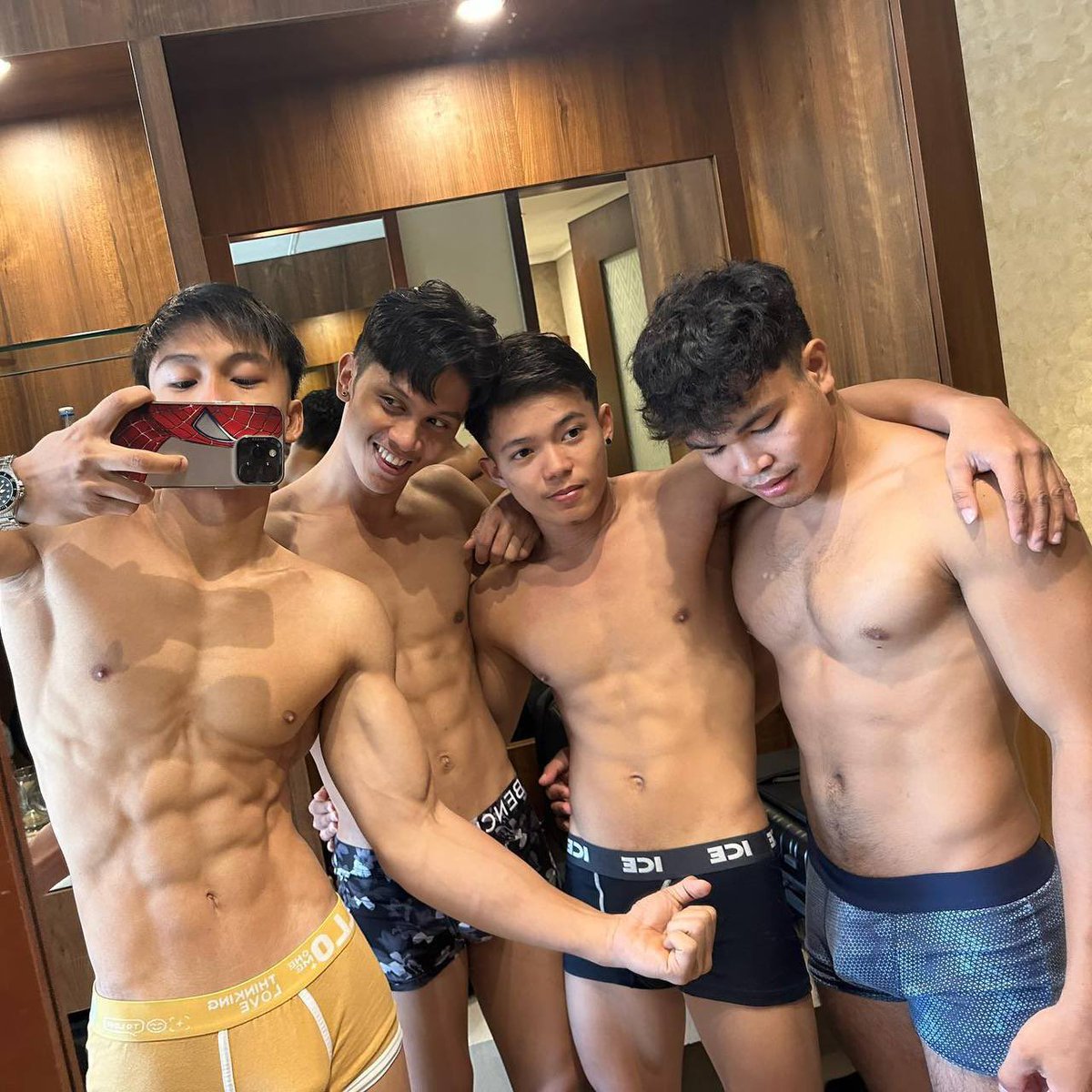 Gabriel Lover tweet media