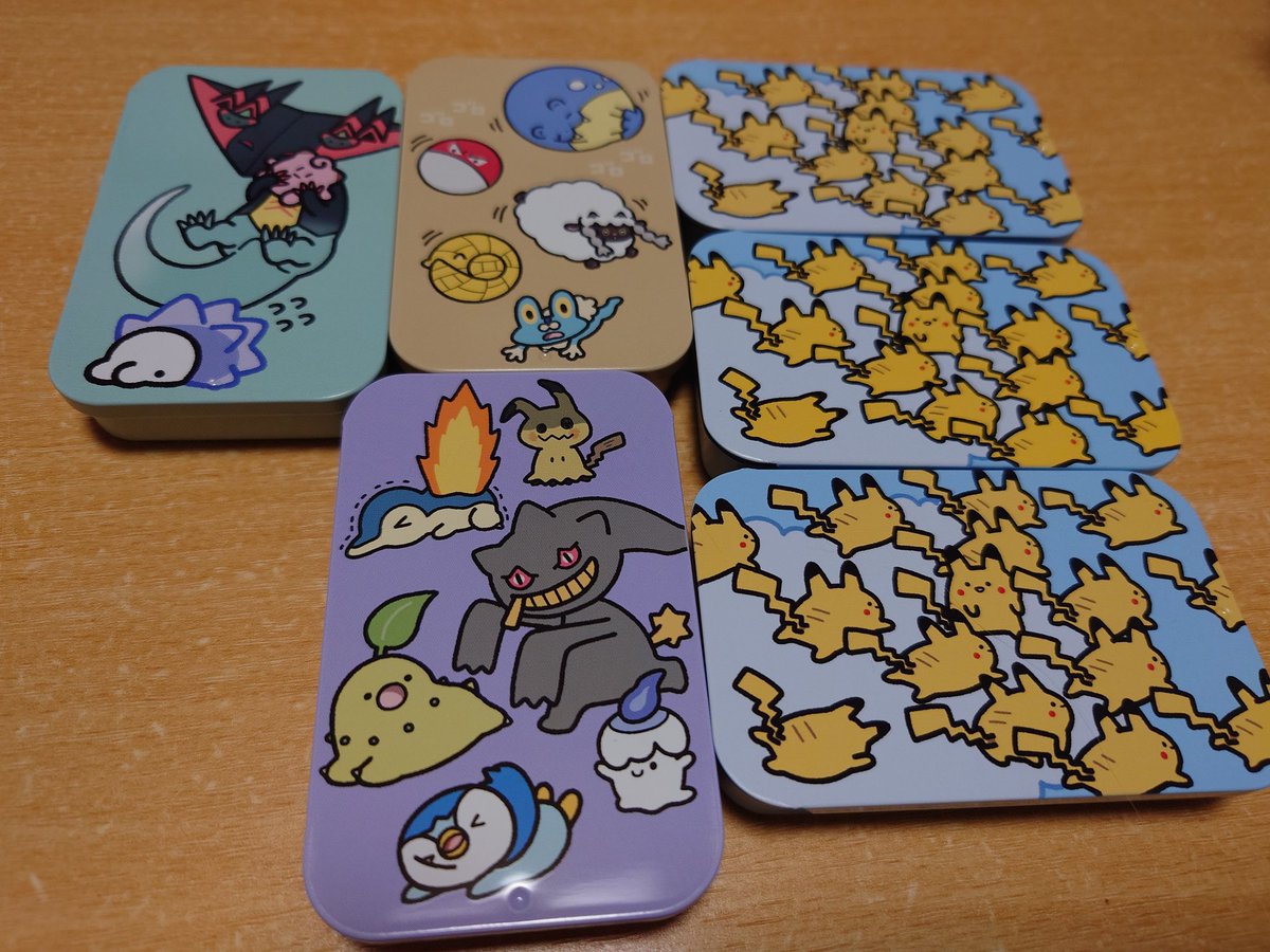 p_kikuri's tweet photo. ポケモンのプチ缶コレクション逃６コ買って半分ピカチュウだらけの缶だった笑
#ポケモン https://t.co/8JAFI7NAjC