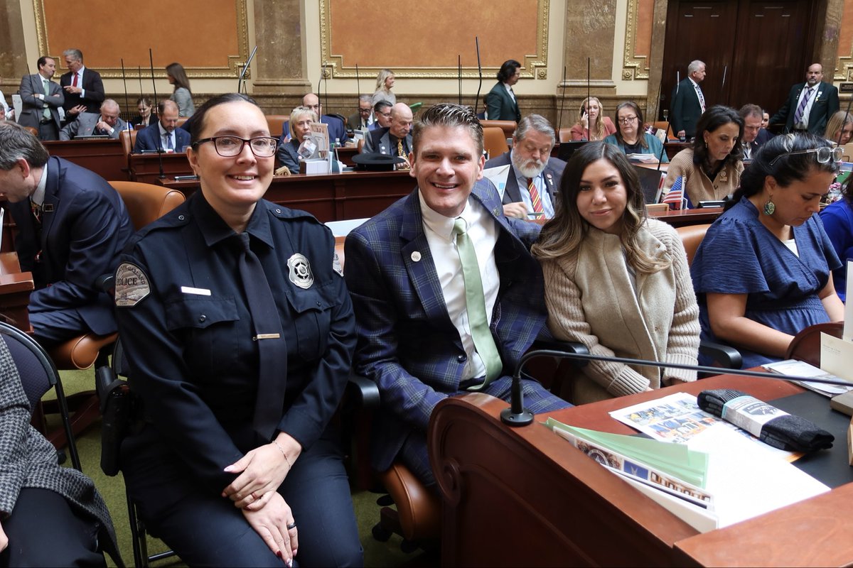 Jason Thompson tweet media