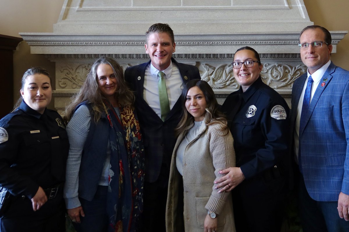 Jason Thompson tweet media