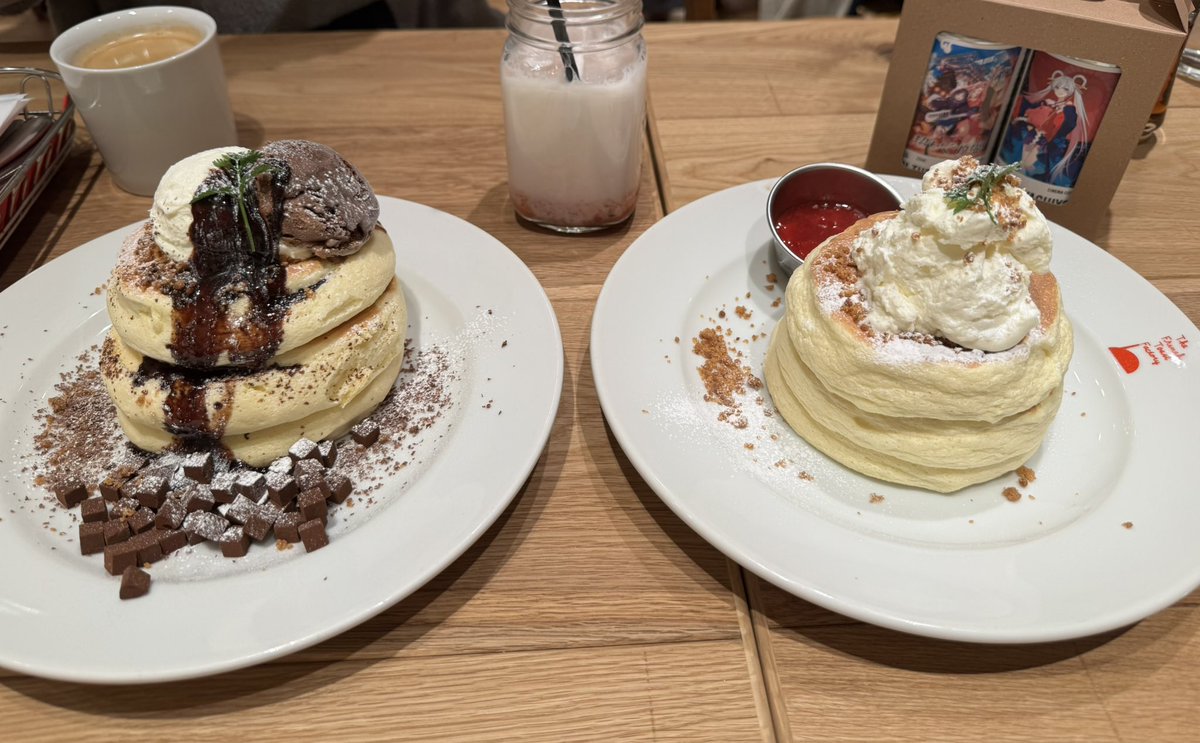 パンケーキも食べた。折角だから先着20名の限定パンケーキも食べた