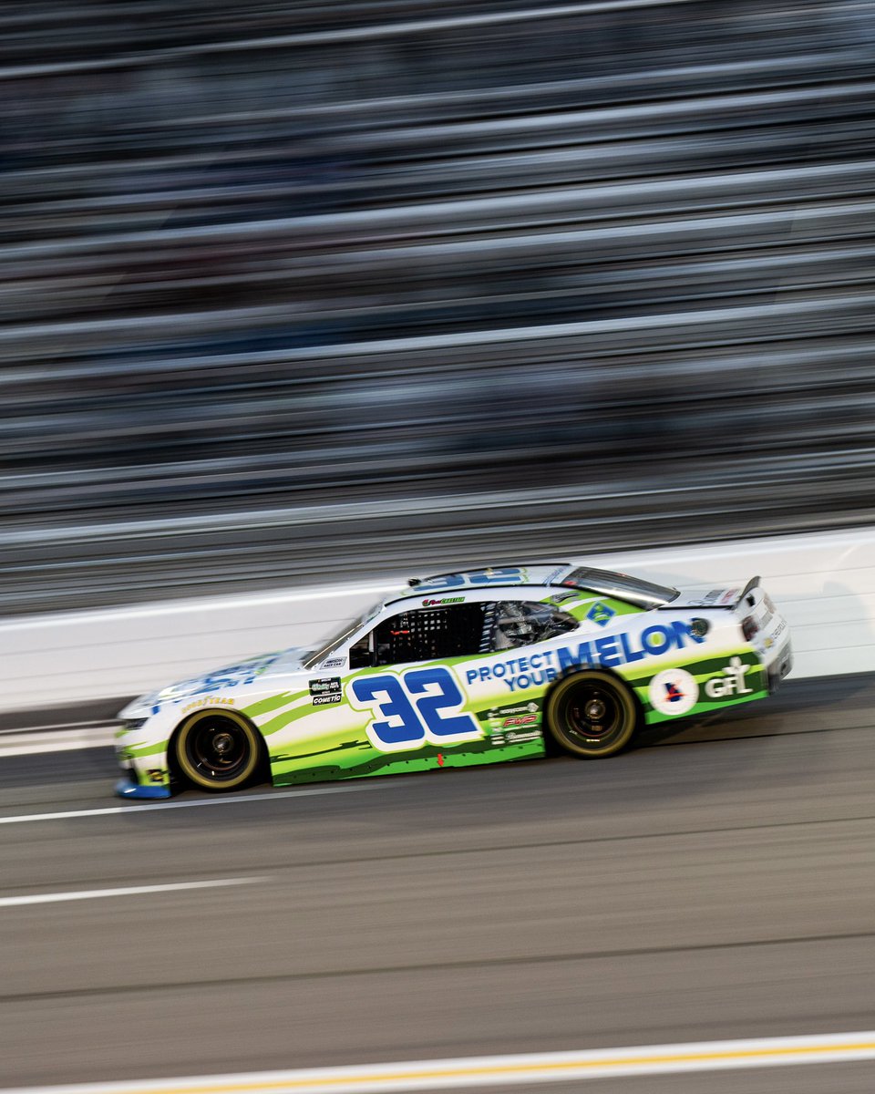 Ross Chastain tweet media