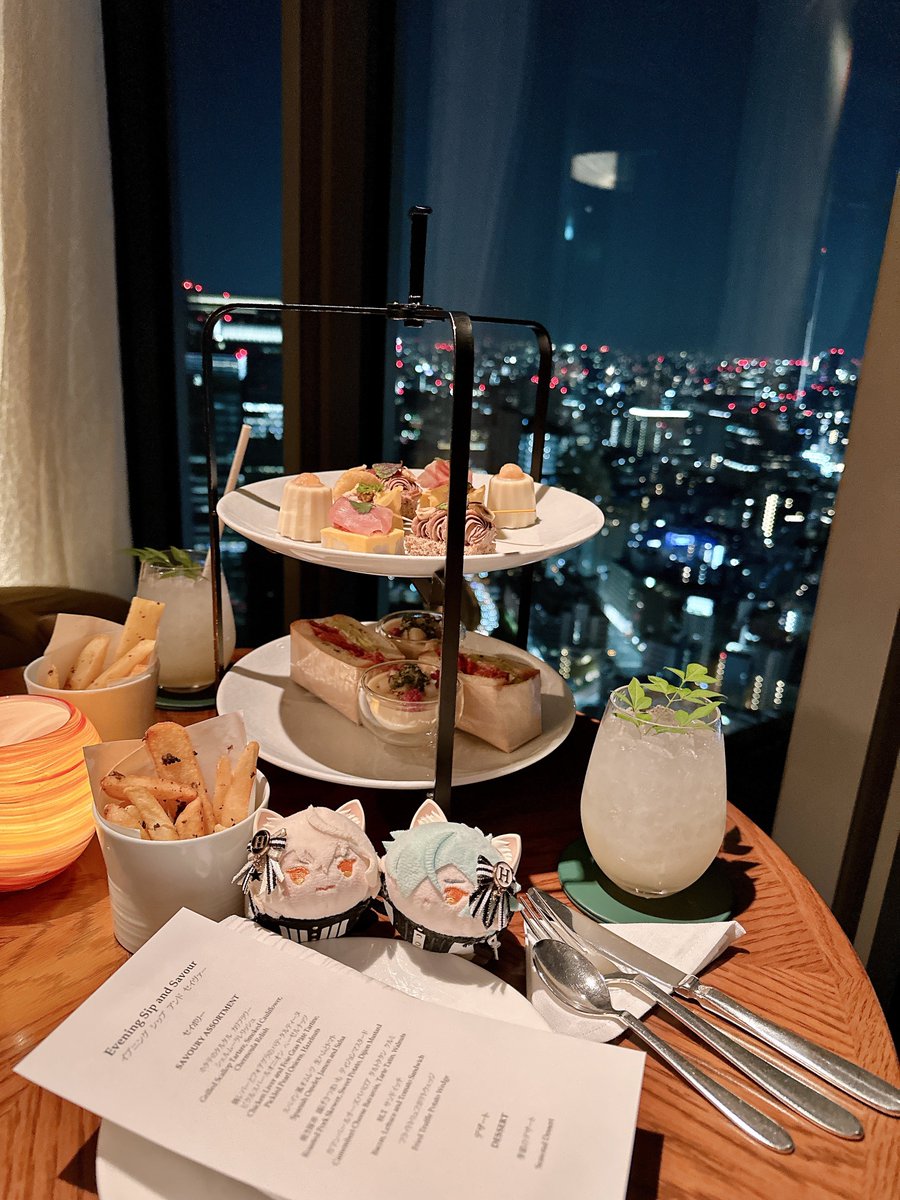 MonnyHghz's tweet photo. ずっと立て込んでおり2026年始まって初めて外に出たもち(と私) https://t.co/kqE5232A6E