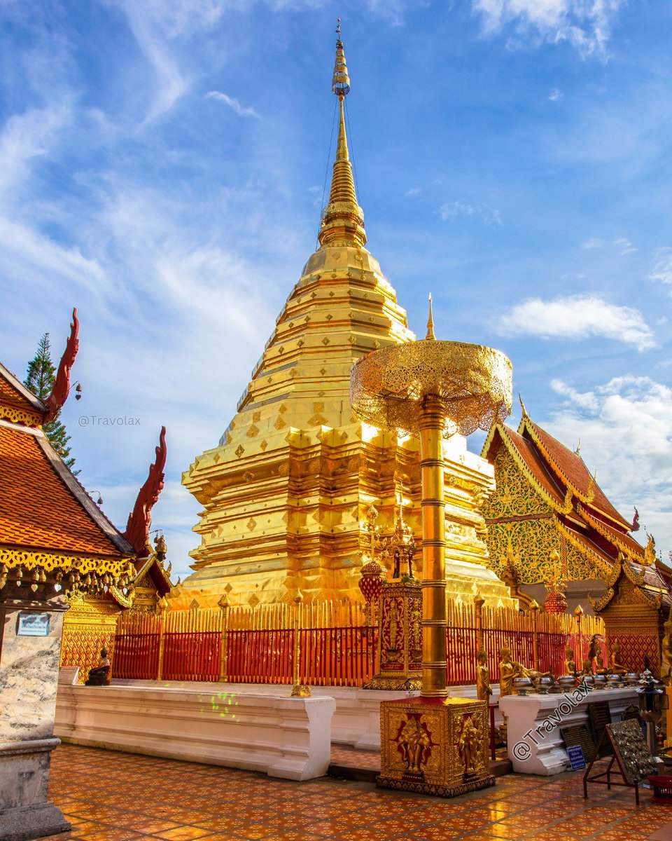 travolax's tweet photo. Exploring unique temples in Chiang Mai, Thailand. https://t.co/ARZFWc7TQ9