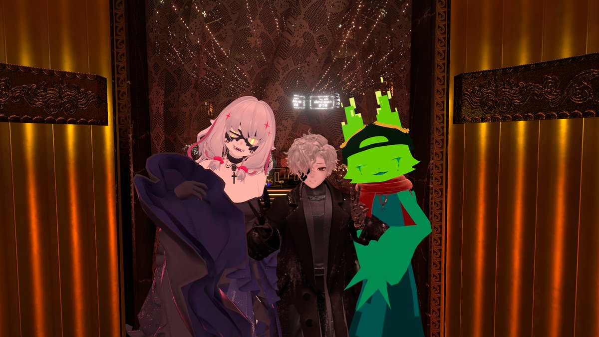 coco_monta's tweet photo. 今回は久しぶりに人外さんのいるカフェにお邪魔しました
2回目だったのですが、今回はBarという特別仕様でした
とても高級感があふれていましたね
初めましての人外さんもいて、とても楽しくお話できました！
ありがとうございました～
#VRC人外カフェ https://t.co/DC9vu8o4oc