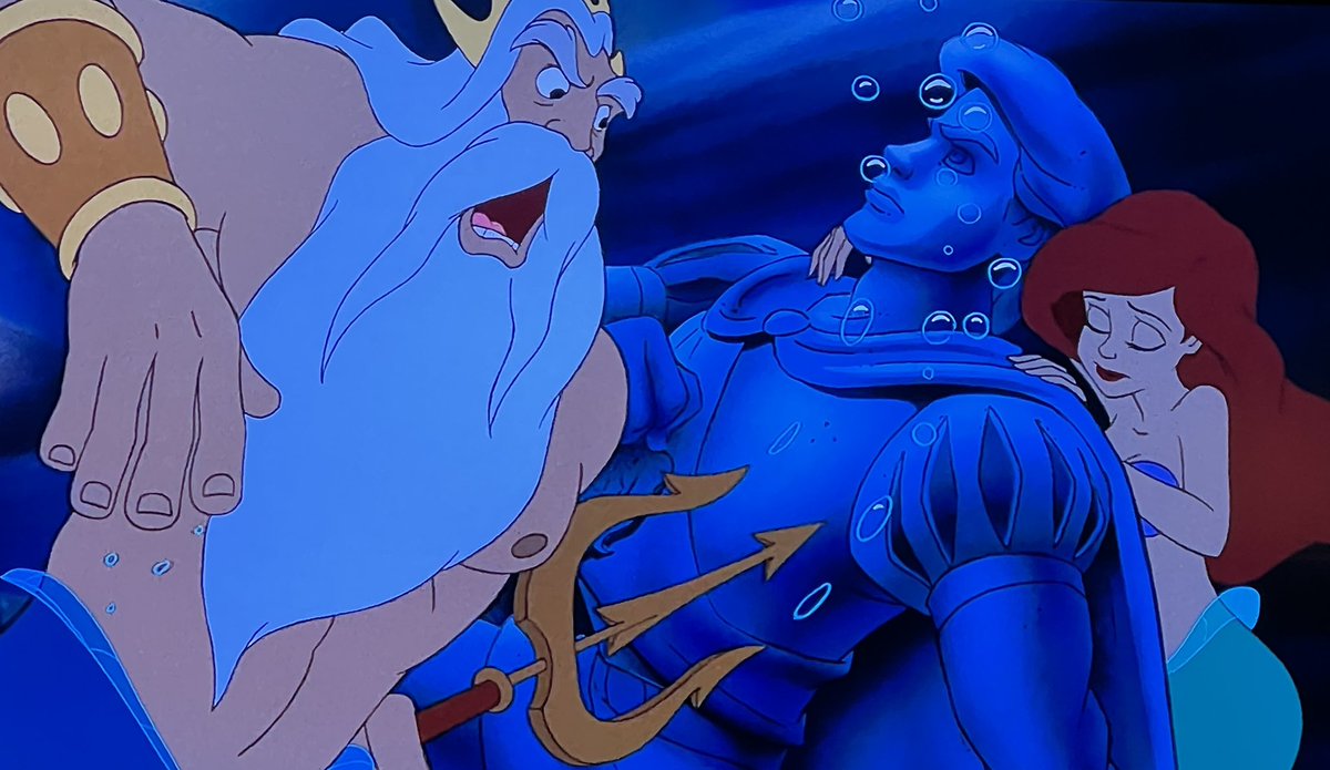 gearheadsub92's tweet photo. The symbolism of this moment told 4yo me everything I needed to know about patriarchical acceptance in our society. https://t.co/kGs4phIanY