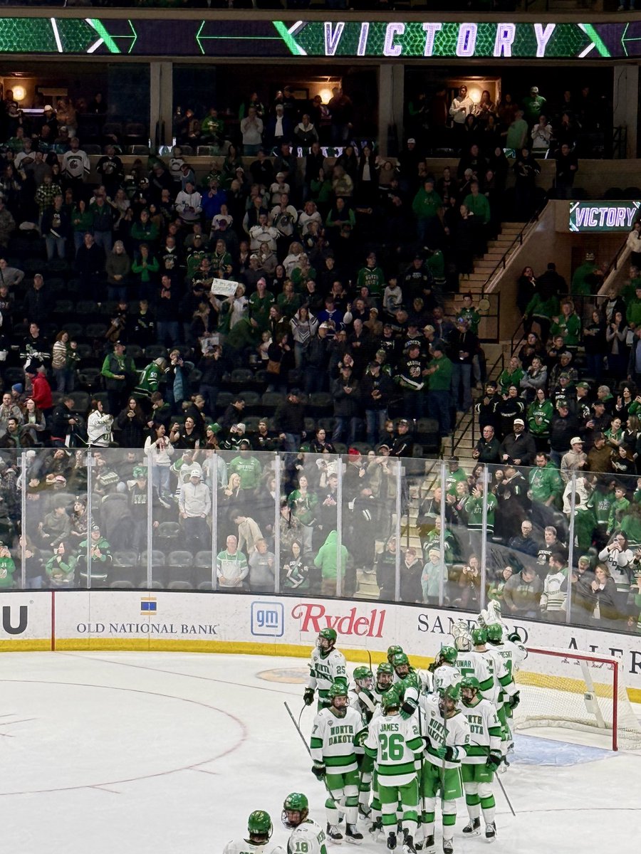 TheREA's tweet image. A special kind of night in the 🏠